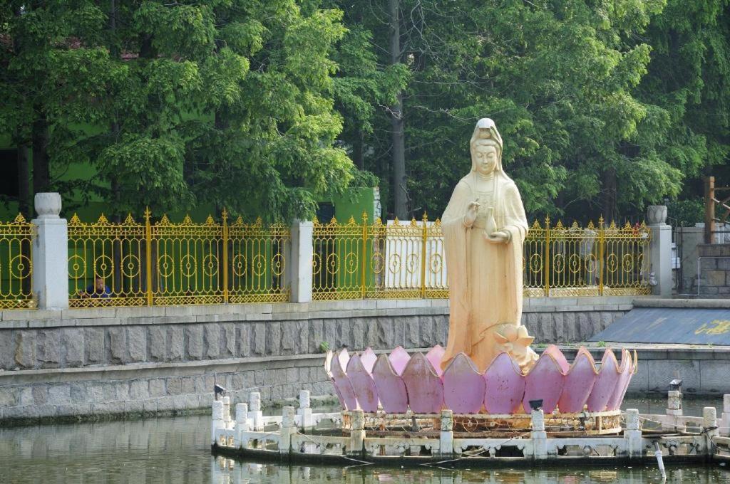 Jinjiang Inn Qingdao Wuxi Square Nanjing Road Metro Station Kültér fotó