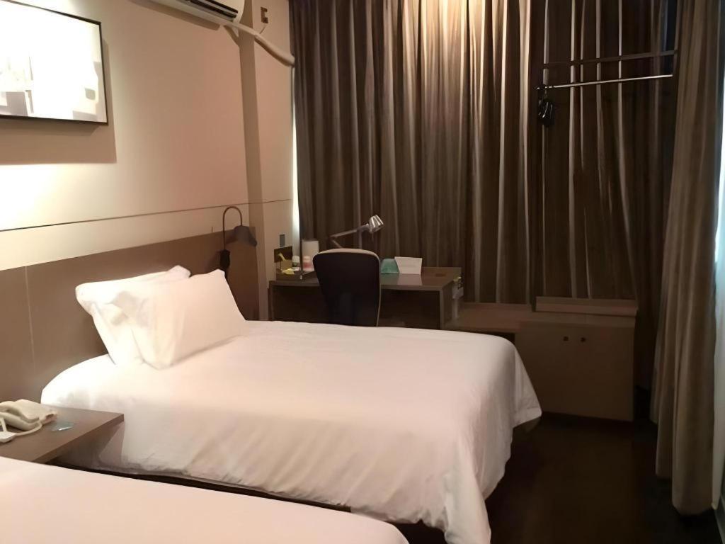 Jinjiang Inn Qingdao Wuxi Square Nanjing Road Metro Station Kültér fotó